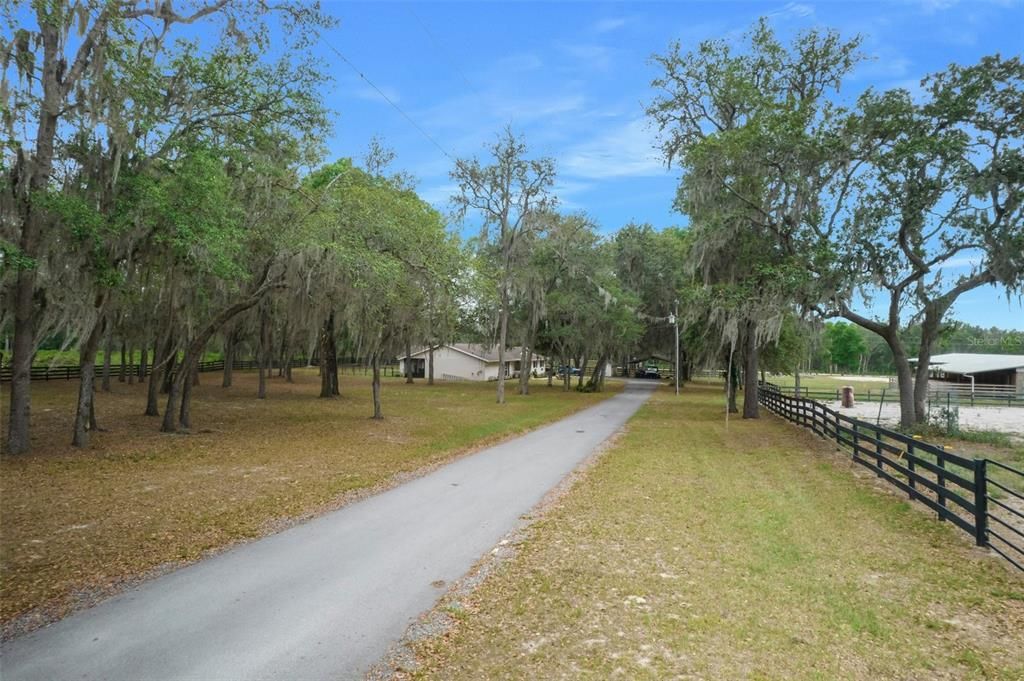 For Sale: $1,395,000 (3 beds, 2 baths, 2355 Square Feet)