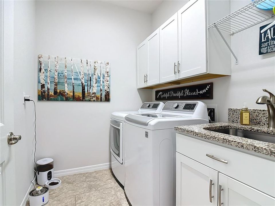 Active With Contract: $374,900 (2 beds, 2 baths, 1852 Square Feet)