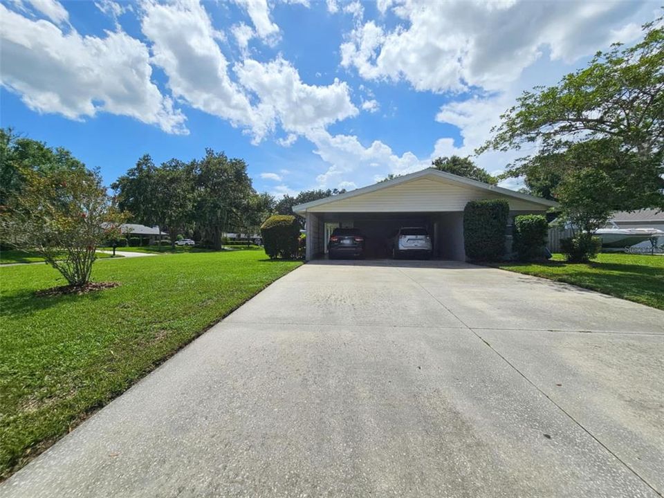 For Sale: $389,900 (3 beds, 2 baths, 1916 Square Feet)