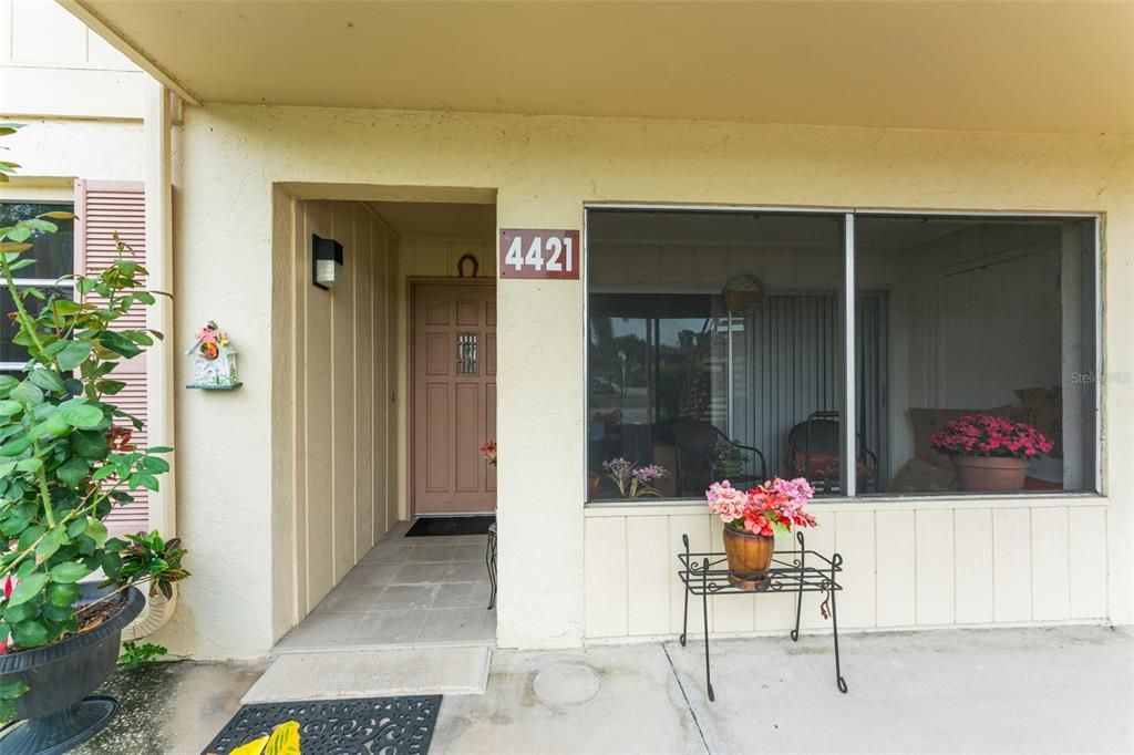 For Sale: $187,500 (2 beds, 2 baths, 1182 Square Feet)