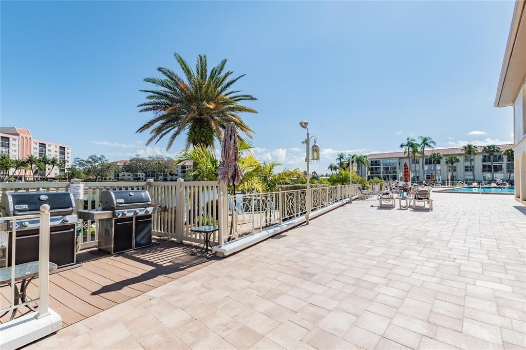 Community grills overlooking the lagoon