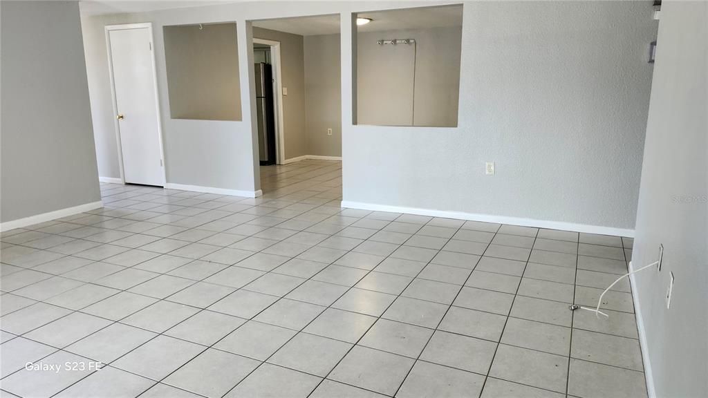 На продажу: $390,000 (6 спален, 0 ванн, 2406 Квадратных фут)