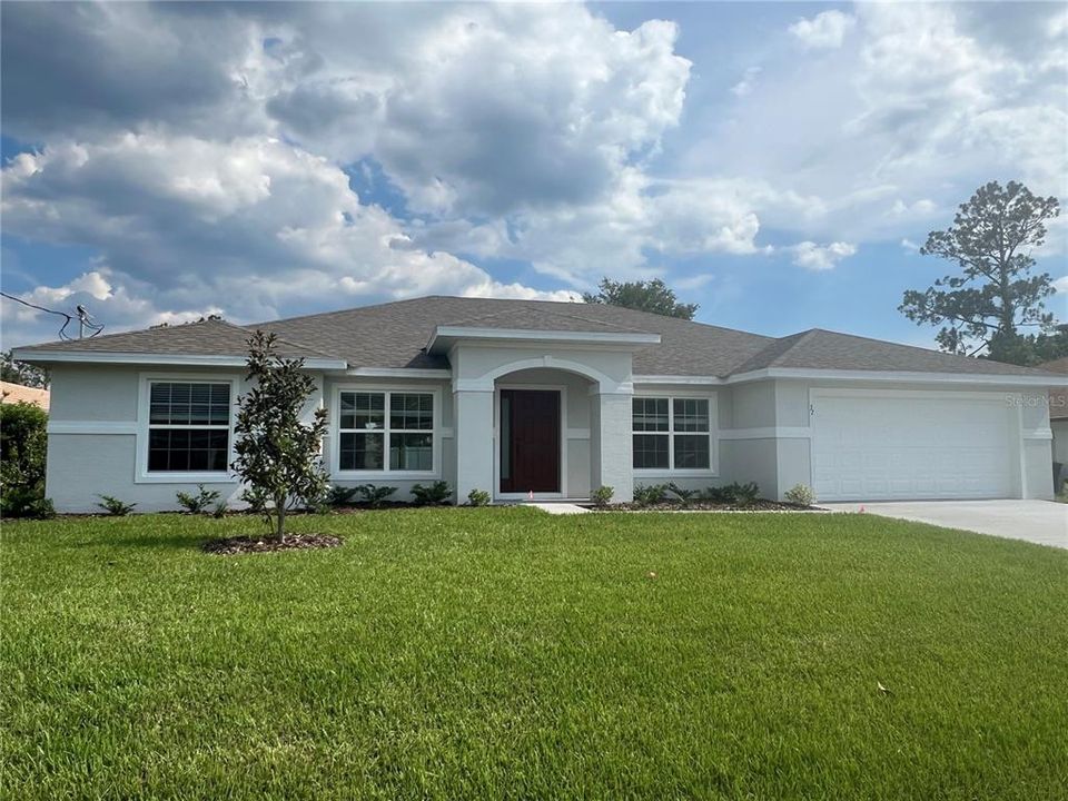 Recently Sold: $409,975 (4 beds, 2 baths, 2404 Square Feet)