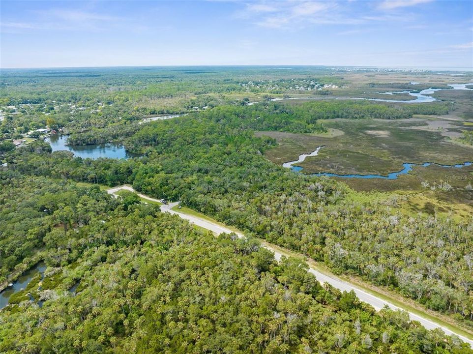 На продажу: $2,600,000 (35.50 acres)