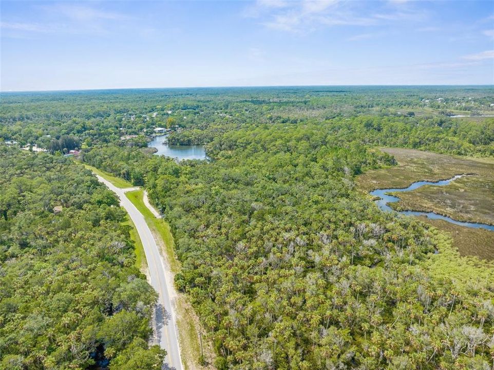 На продажу: $2,600,000 (35.50 acres)