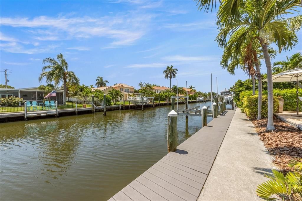 For Sale: $2,150,000 (3 beds, 2 baths, 1767 Square Feet)