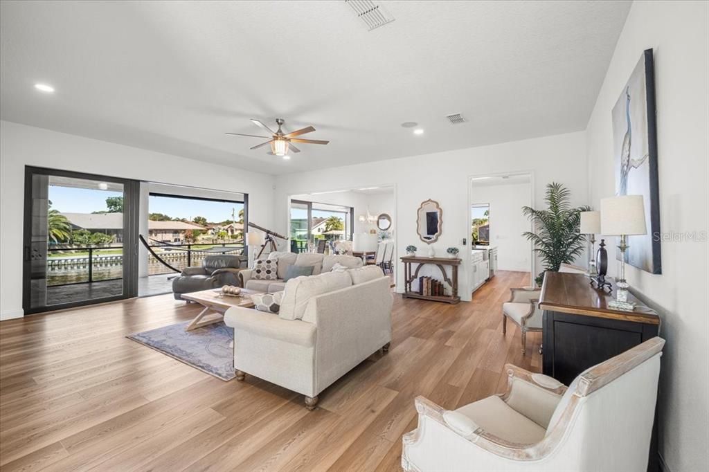 Active With Contract: $1,350,000 (4 beds, 3 baths, 2863 Square Feet)