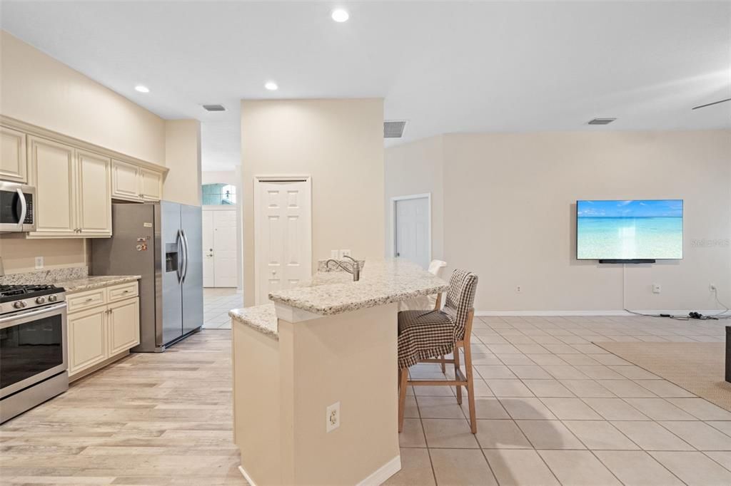 Active With Contract: $444,000 (4 beds, 2 baths, 2280 Square Feet)