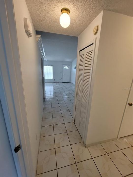 For Rent: $2,000 (2 beds, 2 baths, 1021 Square Feet)