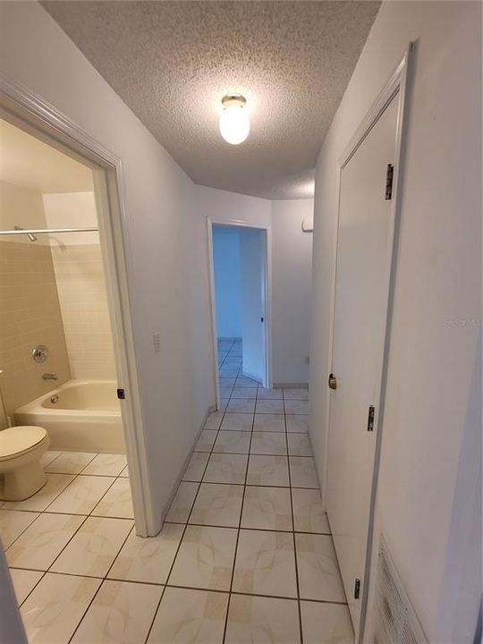 For Rent: $2,000 (2 beds, 2 baths, 1021 Square Feet)