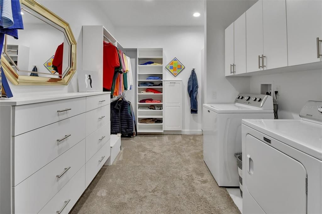 VERY LARGE WALK-IN CLOSET