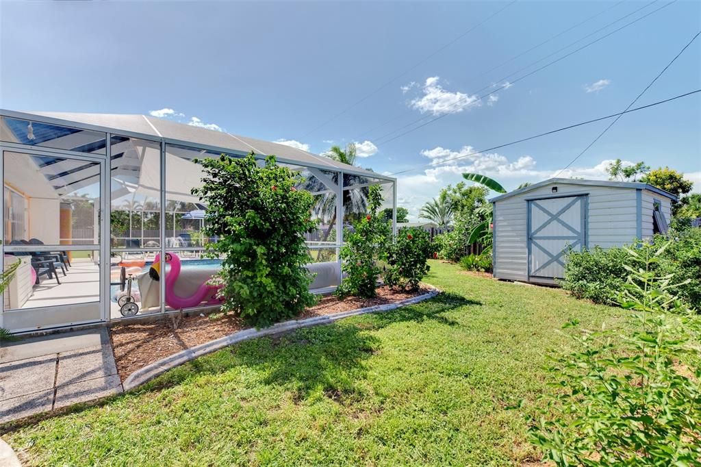 Active With Contract: $369,900 (3 beds, 2 baths, 1644 Square Feet)