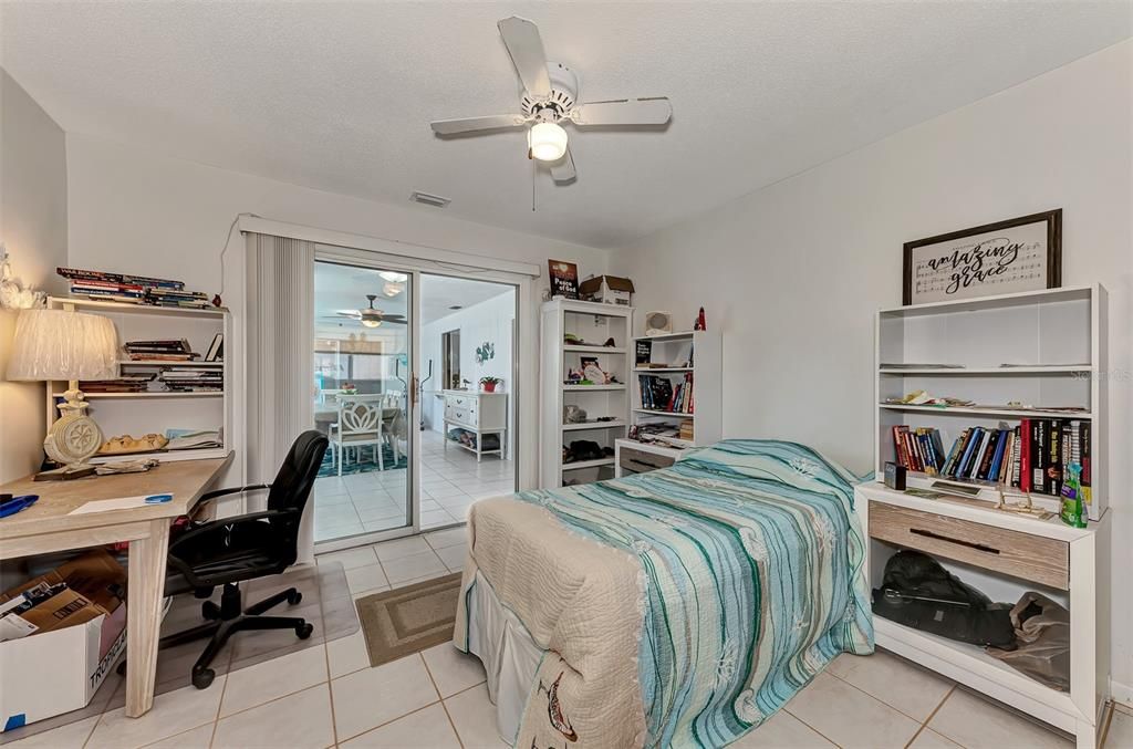 Active With Contract: $369,900 (3 beds, 2 baths, 1644 Square Feet)