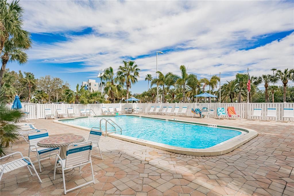 Pool with lots of seating