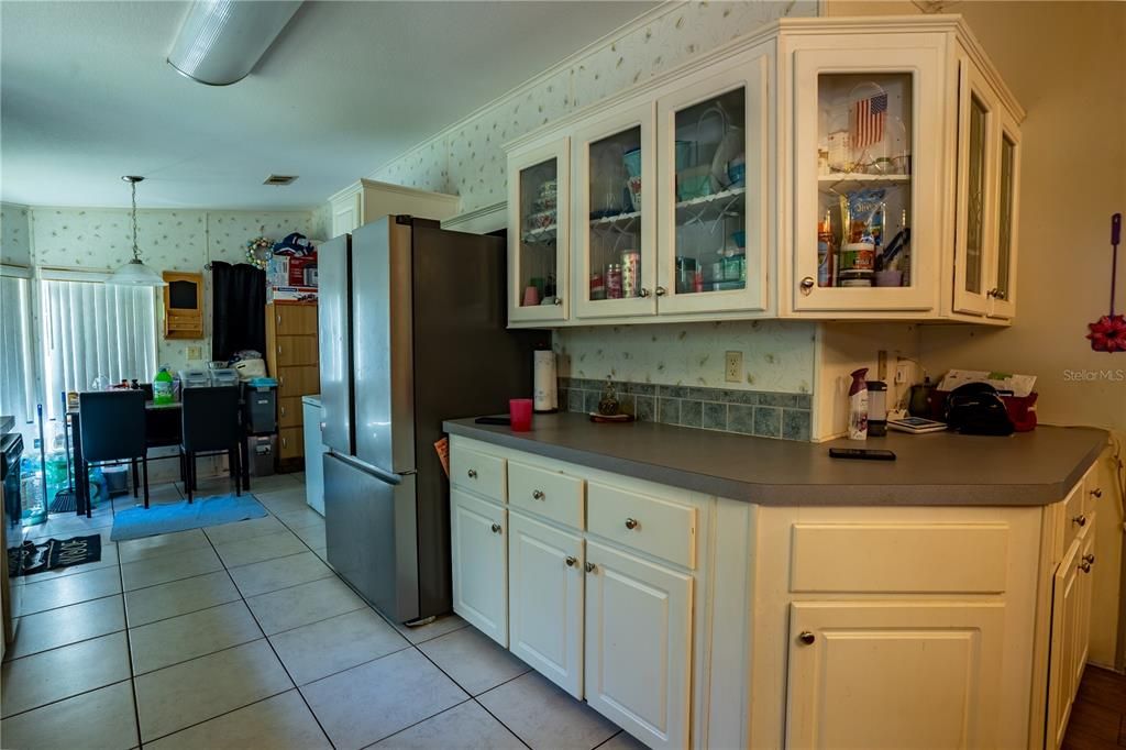 For Sale: $175,000 (3 beds, 2 baths, 1292 Square Feet)