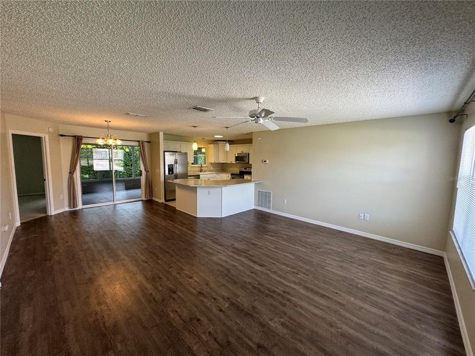 For Rent: $1,995 (2 beds, 2 baths, 1148 Square Feet)