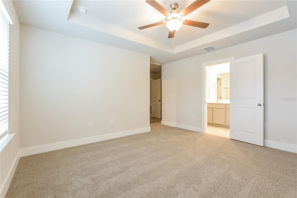 For Rent: $2,345 (3 beds, 2 baths, 1823 Square Feet)