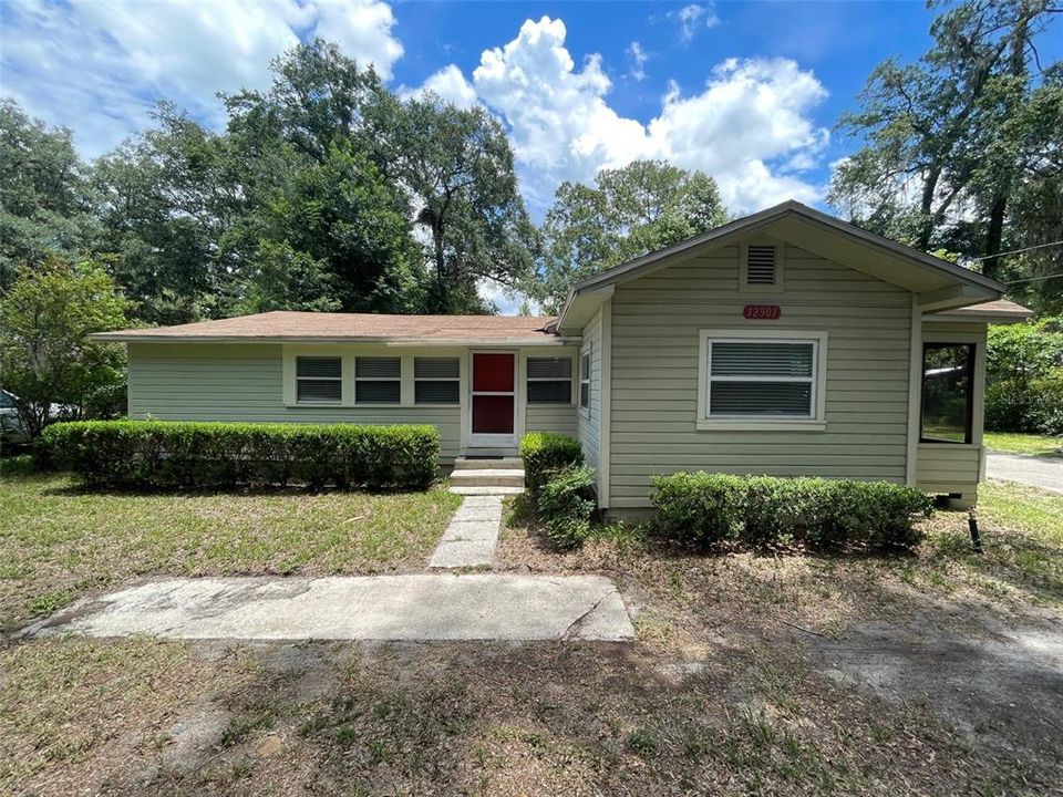 Recently Sold: $132,000 (3 beds, 1 baths, 1197 Square Feet)