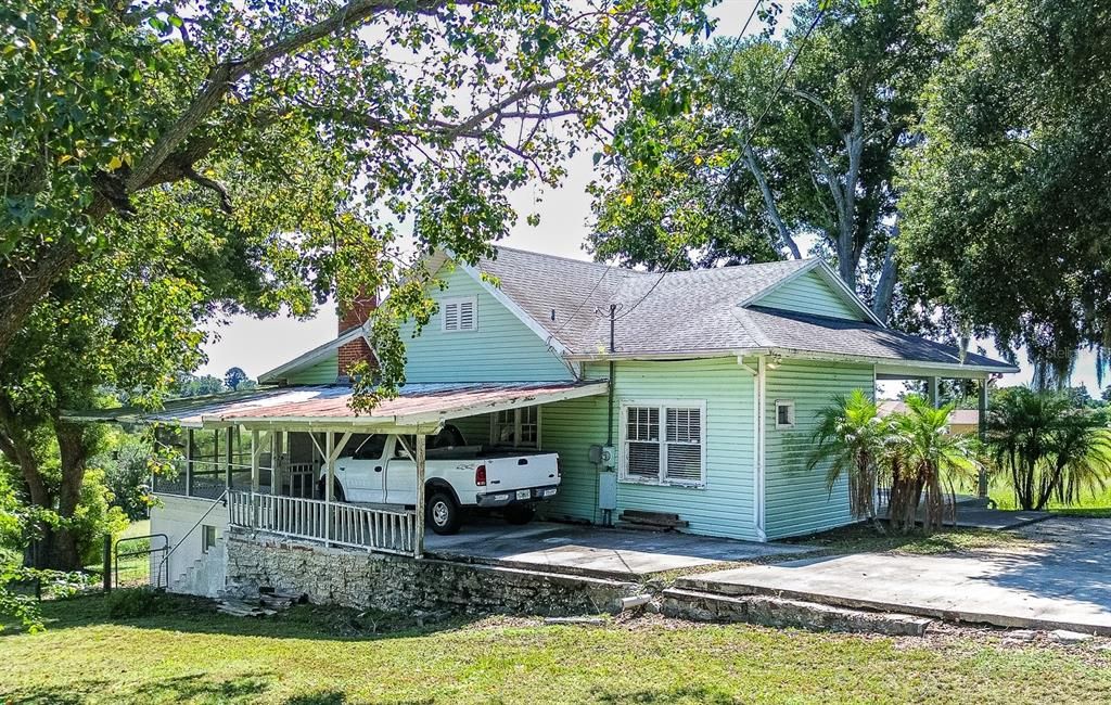 For Sale: $500,000 (3 beds, 2 baths, 1872 Square Feet)