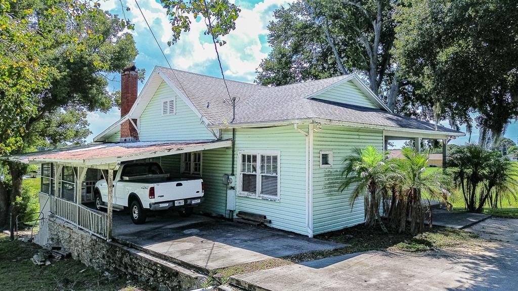 For Sale: $500,000 (3 beds, 2 baths, 1872 Square Feet)