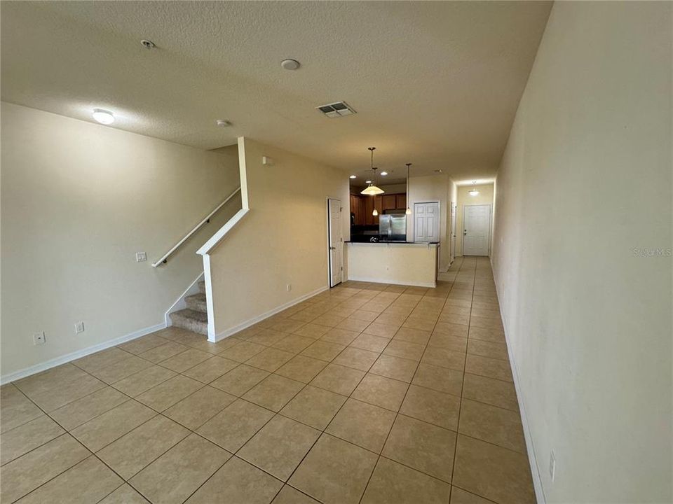 For Rent: $2,100 (3 beds, 2 baths, 1512 Square Feet)