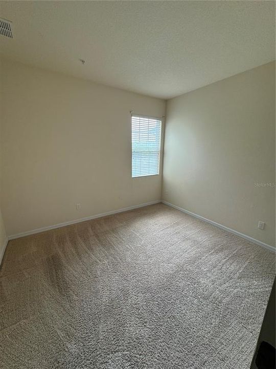 For Rent: $2,100 (3 beds, 2 baths, 1512 Square Feet)