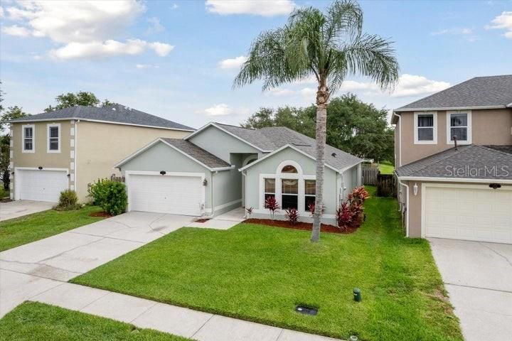 For Sale: $374,000 (3 beds, 2 baths, 1865 Square Feet)