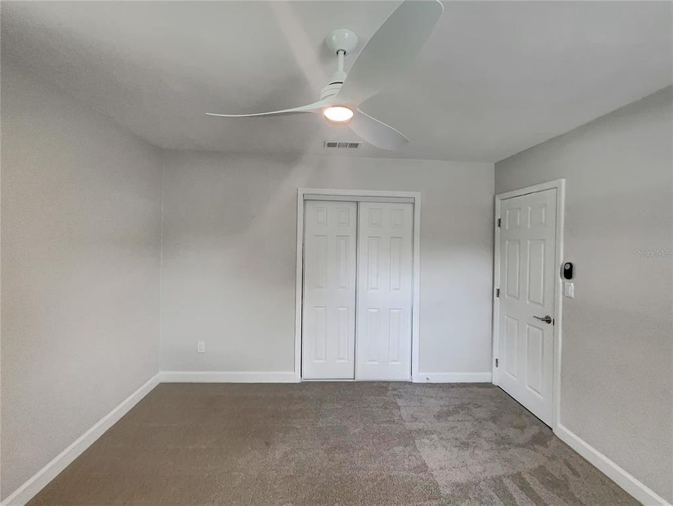 Active With Contract: $275,000 (2 beds, 1 baths, 1113 Square Feet)