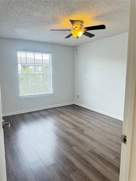 Active With Contract: $199,900 (1 beds, 1 baths, 754 Square Feet)