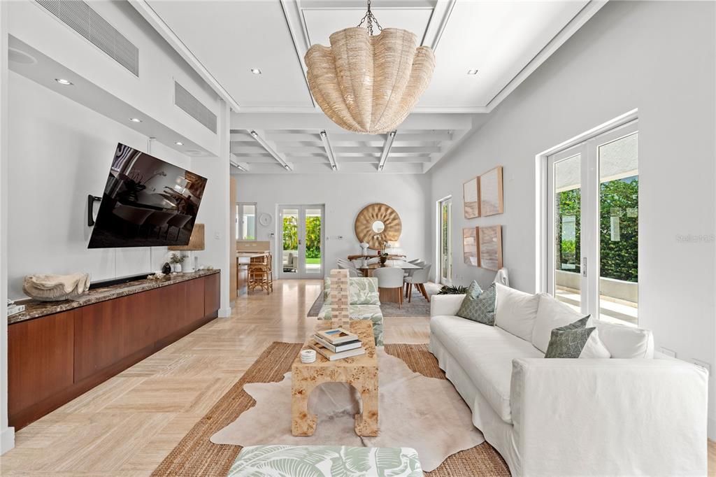 For Sale: $8,995,000 (6 beds, 6 baths, 4800 Square Feet)