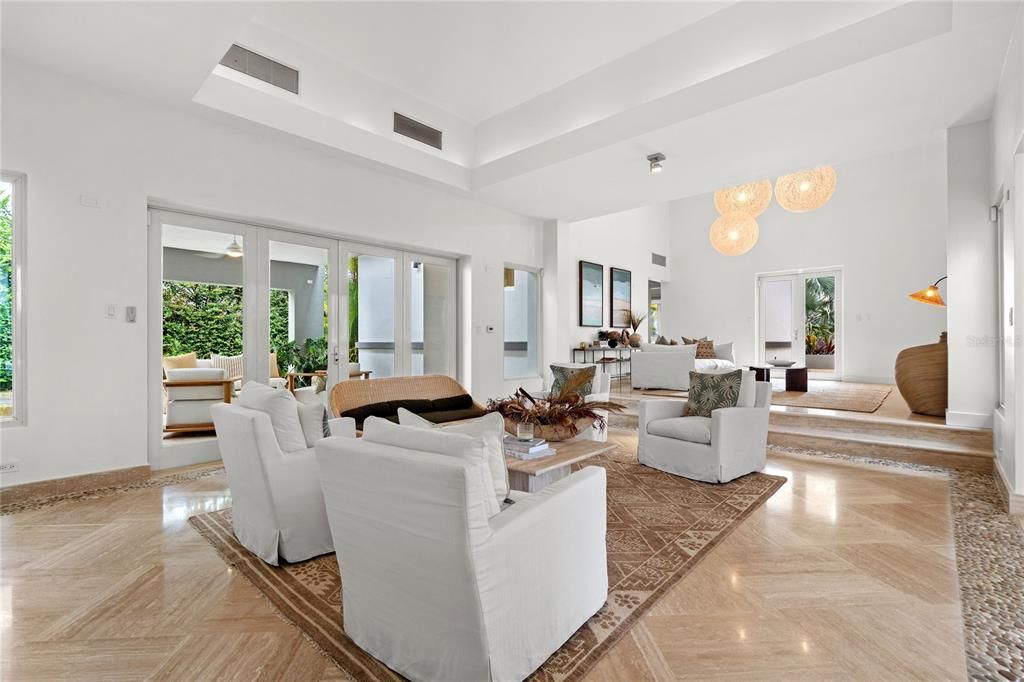 For Sale: $8,995,000 (6 beds, 6 baths, 4800 Square Feet)