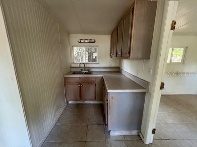 For Sale: $199,000 (2 beds, 2 baths, 1312 Square Feet)