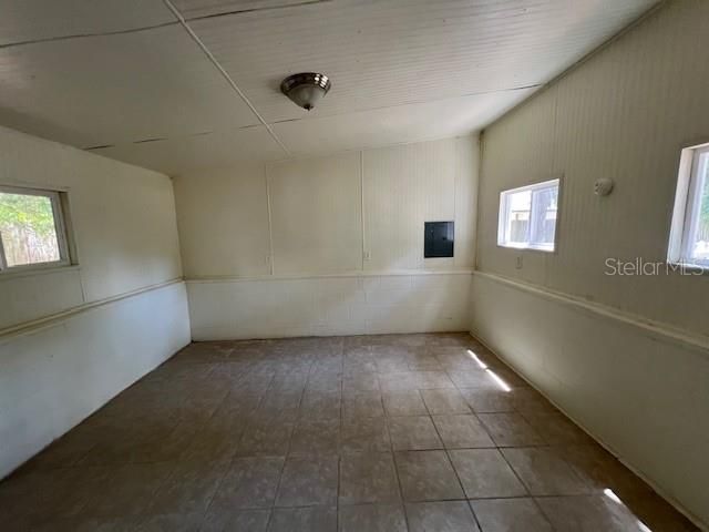 For Sale: $199,000 (2 beds, 2 baths, 1312 Square Feet)