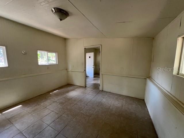 For Sale: $199,000 (2 beds, 2 baths, 1312 Square Feet)