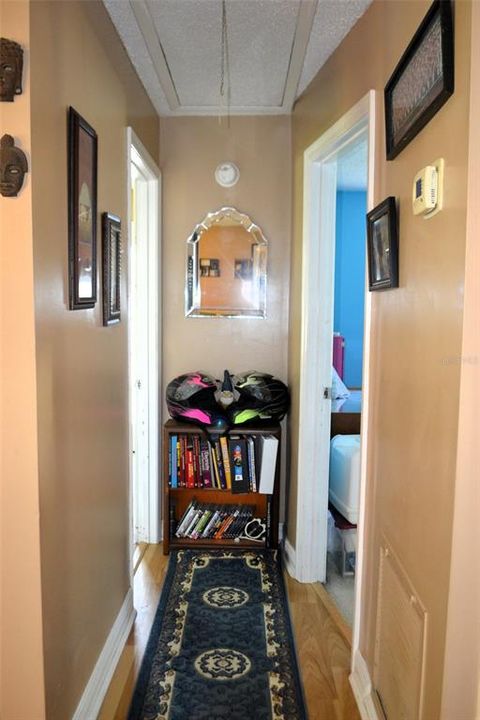 For Sale: $235,000 (3 beds, 1 baths, 1192 Square Feet)