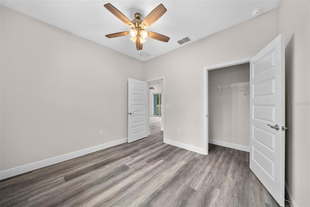 Active With Contract: $445,900 (3 beds, 2 baths, 1852 Square Feet)