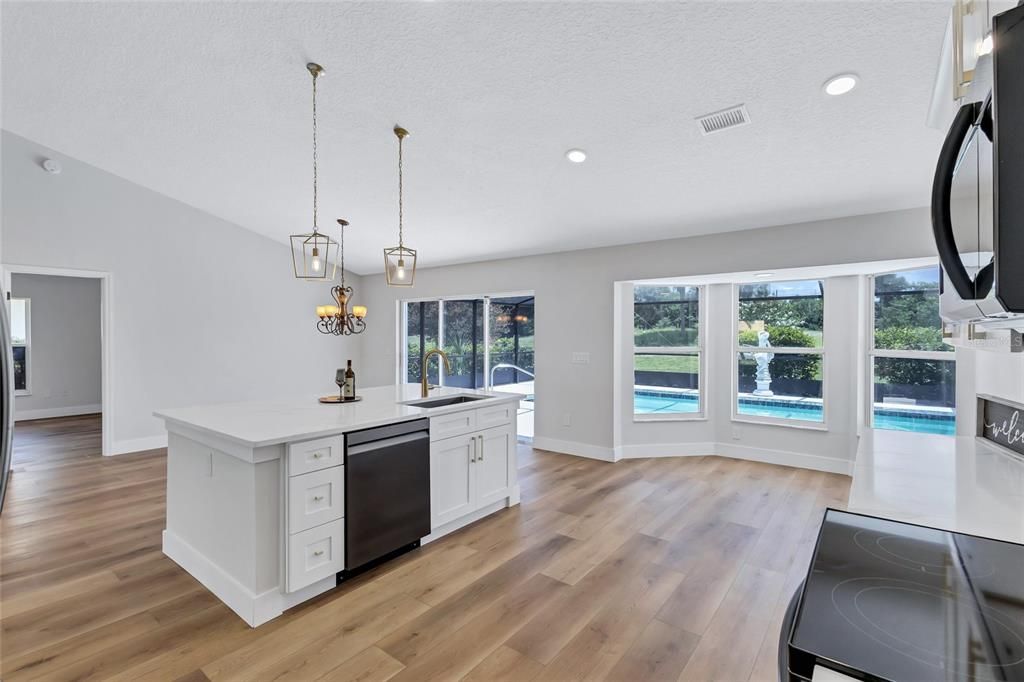 For Sale: $443,788 (2 beds, 2 baths, 1680 Square Feet)