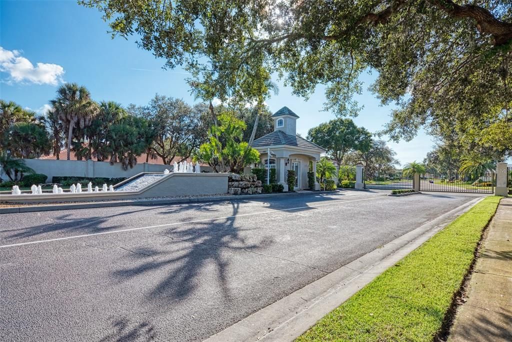 Active With Contract: $699,000 (3 beds, 2 baths, 2671 Square Feet)