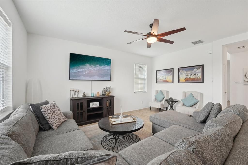 Active With Contract: $455,000 (3 beds, 2 baths, 2190 Square Feet)