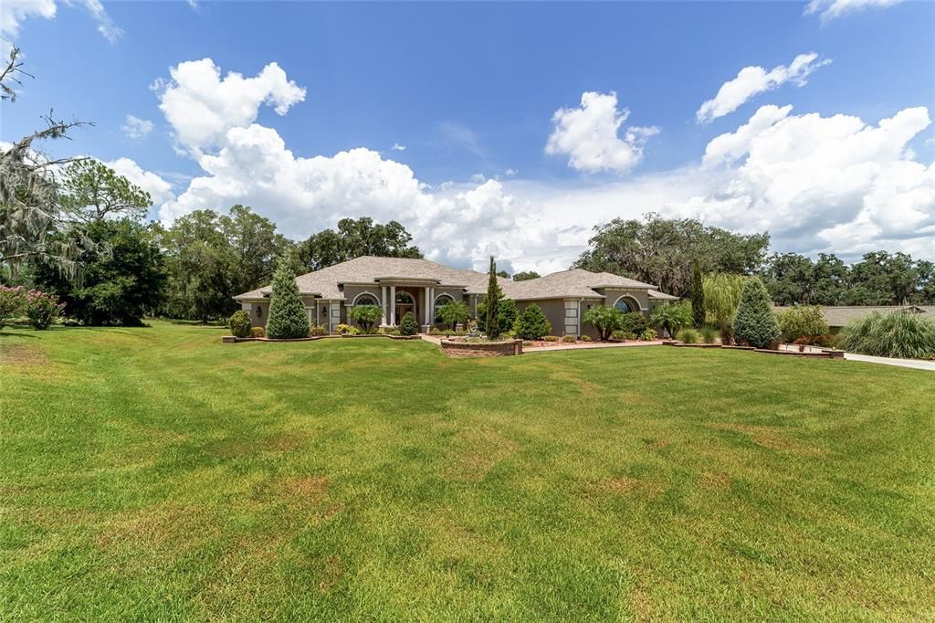 For Sale: $998,000 (3 beds, 3 baths, 3384 Square Feet)