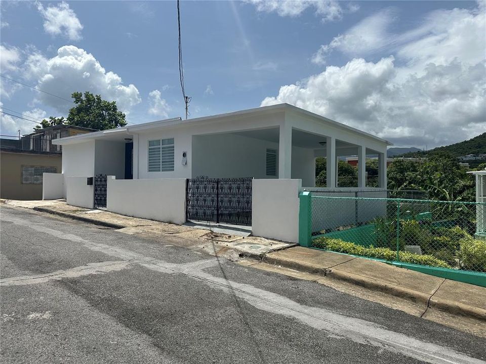 Recently Sold: $145,000 (3 beds, 1 baths, 1147 Square Feet)