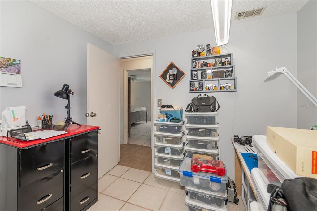 Active With Contract: $359,900 (3 beds, 2 baths, 1120 Square Feet)