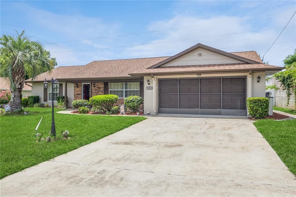 Recently Sold: $334,000 (3 beds, 2 baths, 1449 Square Feet)