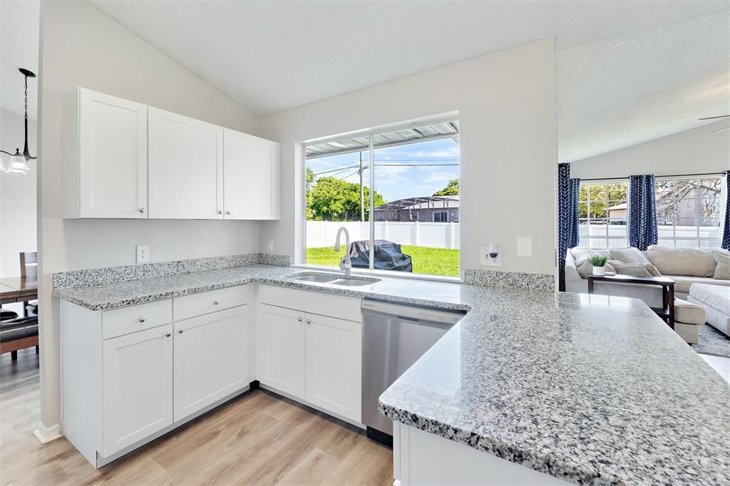 Kitchen/ Family Room