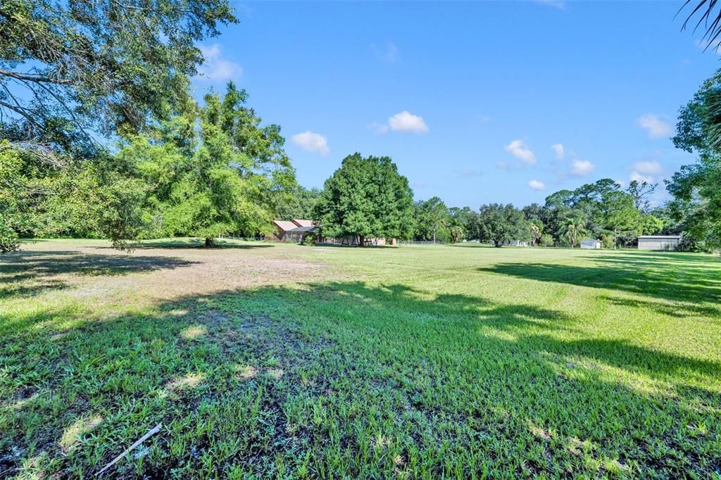 For Sale: $639,000 (3 beds, 2 baths, 1884 Square Feet)