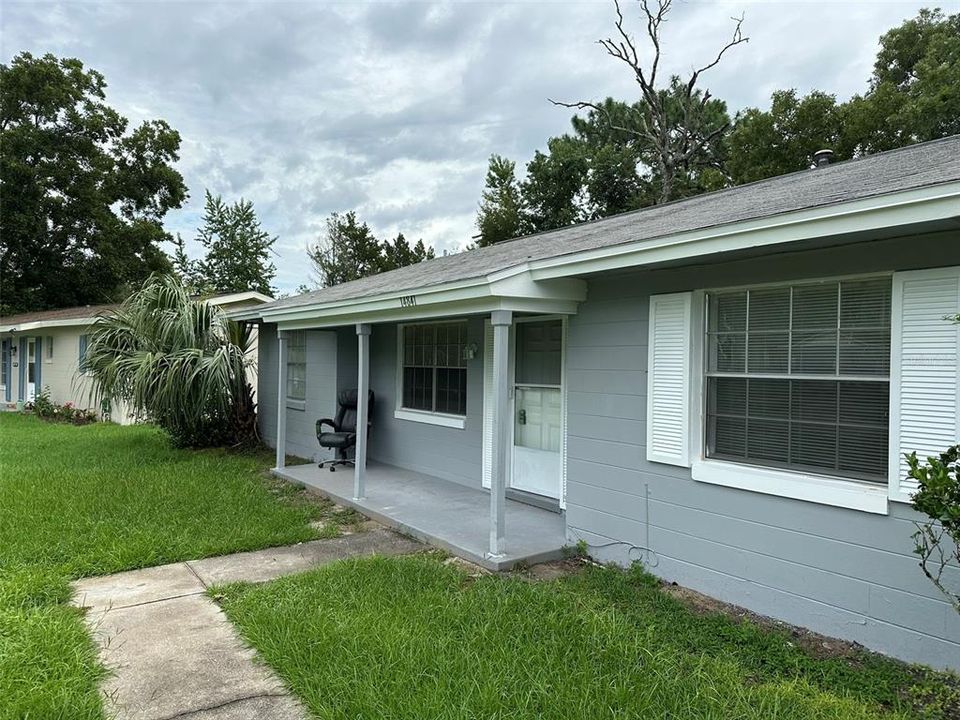 Active With Contract: $1,550 (3 beds, 2 baths, 1412 Square Feet)