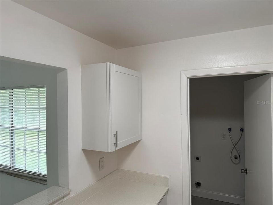 Active With Contract: $1,550 (3 beds, 2 baths, 1412 Square Feet)