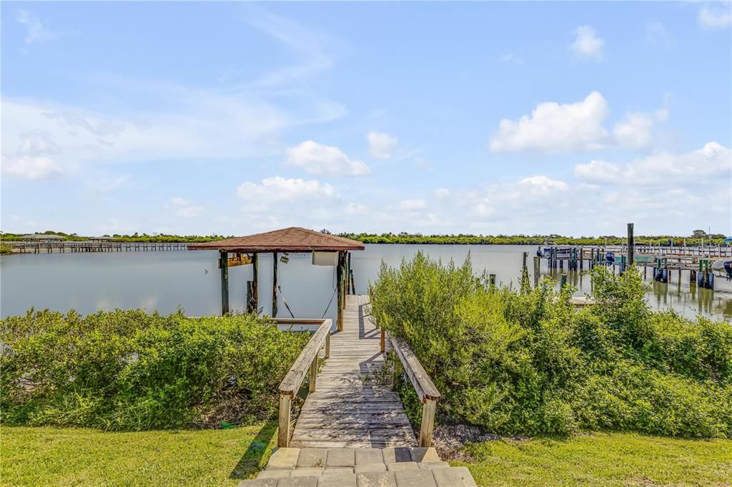 For Sale: $1,490,000 (3 beds, 2 baths, 1874 Square Feet)