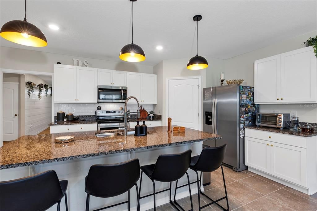 Active With Contract: $2,450 (4 beds, 2 baths, 1846 Square Feet)