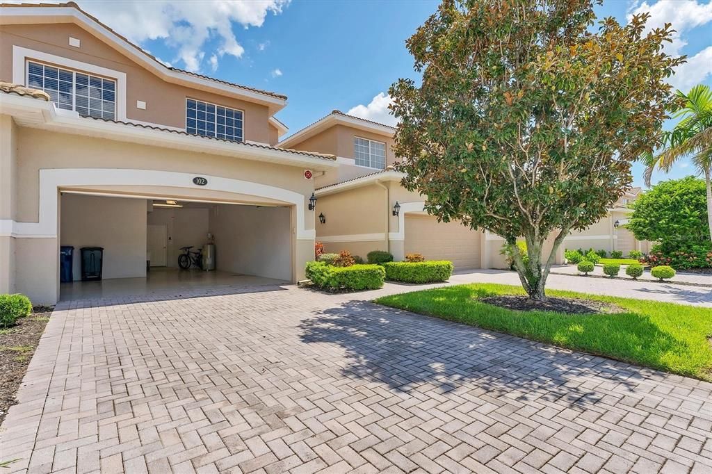 2.5 car garage with a garage sink also